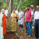 अटल वाटिका में पौधारोपण कर पर्यावरण संरक्षण का संदेश दिया