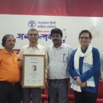 कविता पोस्टरों ने भोपाल में मचाई धूम