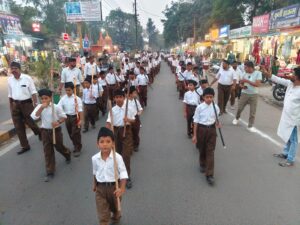236 बाल स्वयंसेवकों ने अनुशासित पथ संचलन किया