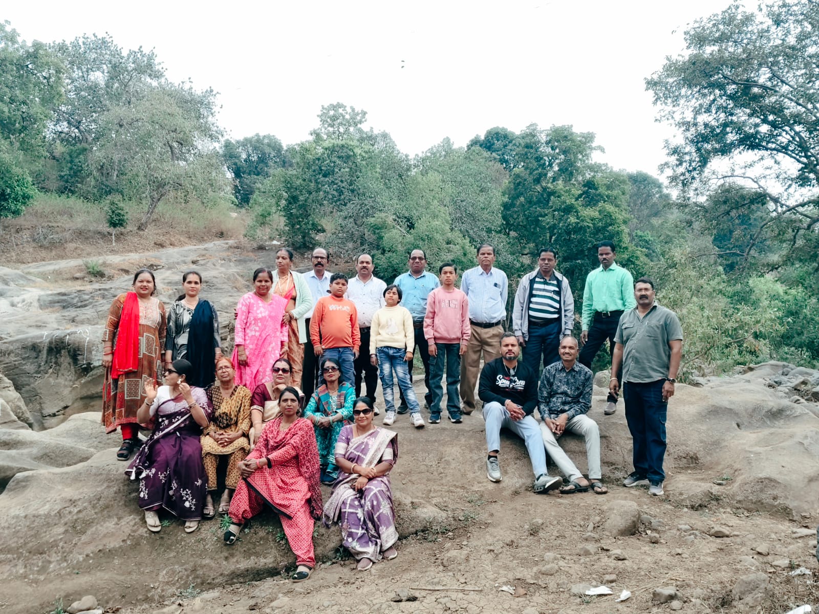 मेहरा डेहरिया समाज ने रानी घाट में हर्षोल्लास के साथ मनाया नववर्ष मिलन समारोह