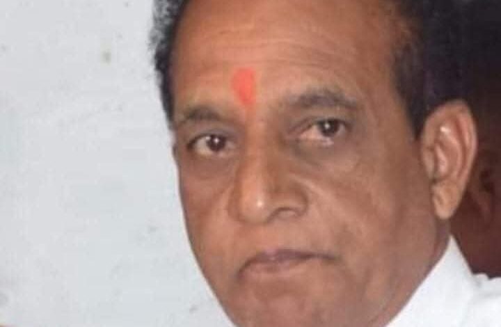 छिंदवाड़ा कांग्रेस मे हलचल, जिलाध्यक्ष विश्वनाथ ओकटे की कुर्सी पर संकट