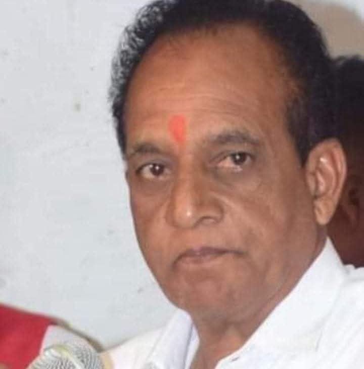 छिंदवाड़ा कांग्रेस मे हलचल, जिलाध्यक्ष विश्वनाथ ओकटे की कुर्सी पर संकट